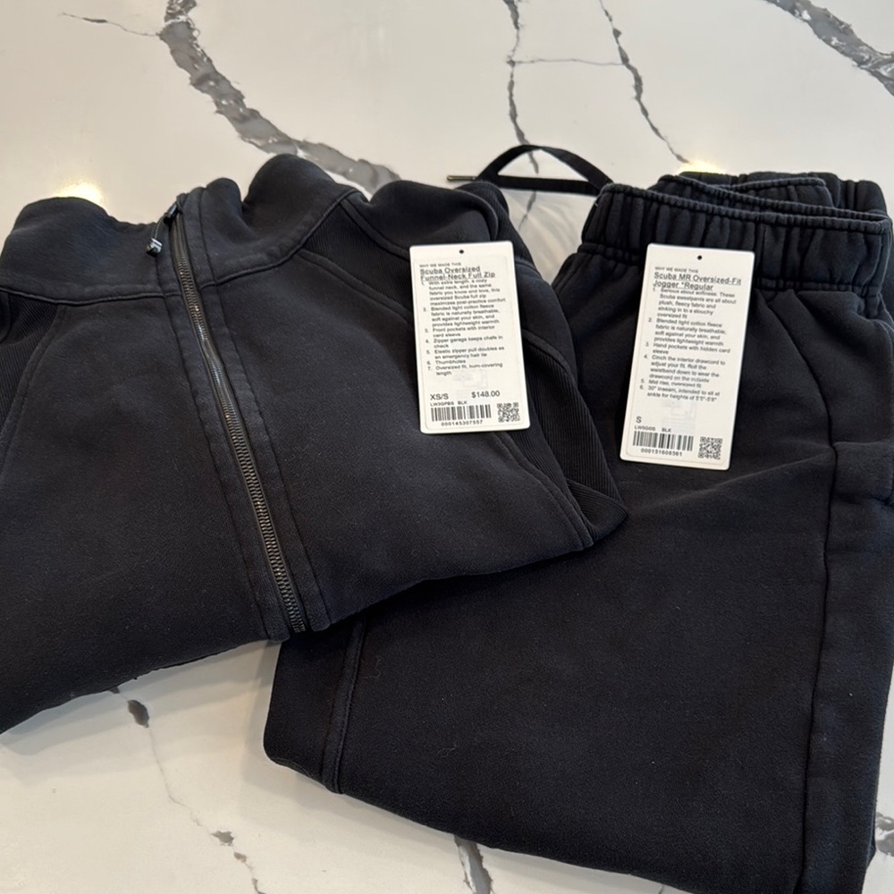 Lululemon Set! Scuba Black Zip-Up Hoodie and Scuba Joggers